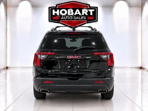 More photos of 2021 GMC Acadia SLE at Hobart Auto Sales, IN