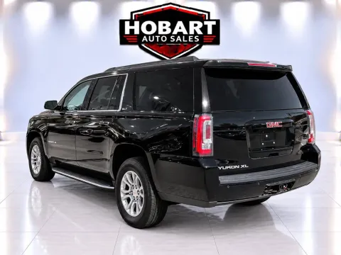More photos of 2019 GMC Yukon XL SLT at Hobart Auto Sales, IN