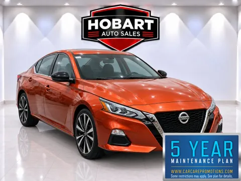 Orange 2020 Nissan Altima 2.5 SR for sale in Hobart, IN
