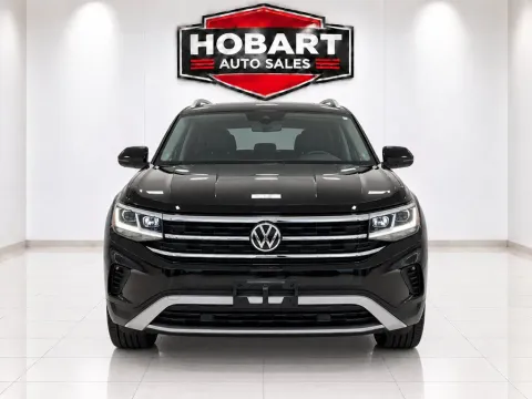 Photos of 2022 Volkswagen Atlas 2.0T SE for sale in Hobart, IN at Hobart Auto Sales