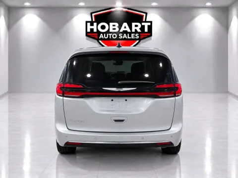 More photos of 2024 Chrysler Pacifica Touring L at Hobart Auto Sales, IN