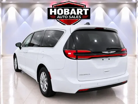 More photos of 2024 Chrysler Pacifica Touring L at Hobart Auto Sales, IN