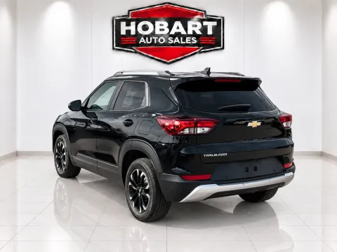 More photos of 2023 Chevrolet Trailblazer LT at Hobart Auto Sales, IN
