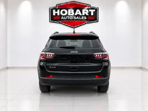 More photos of 2024 Jeep Compass Latitude at Hobart Auto Sales, IN