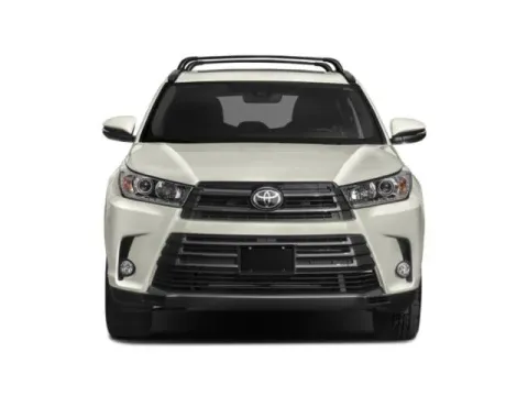 More photos of 2019 Toyota Highlander XLE at Hobart Auto Sales, IN