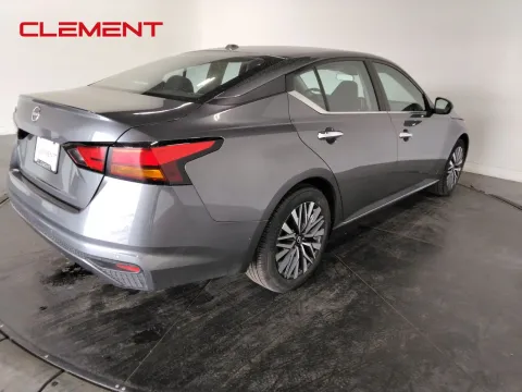 More photos of 2025 Nissan Altima 2.5 SV at Clement Pre-Owned, MO