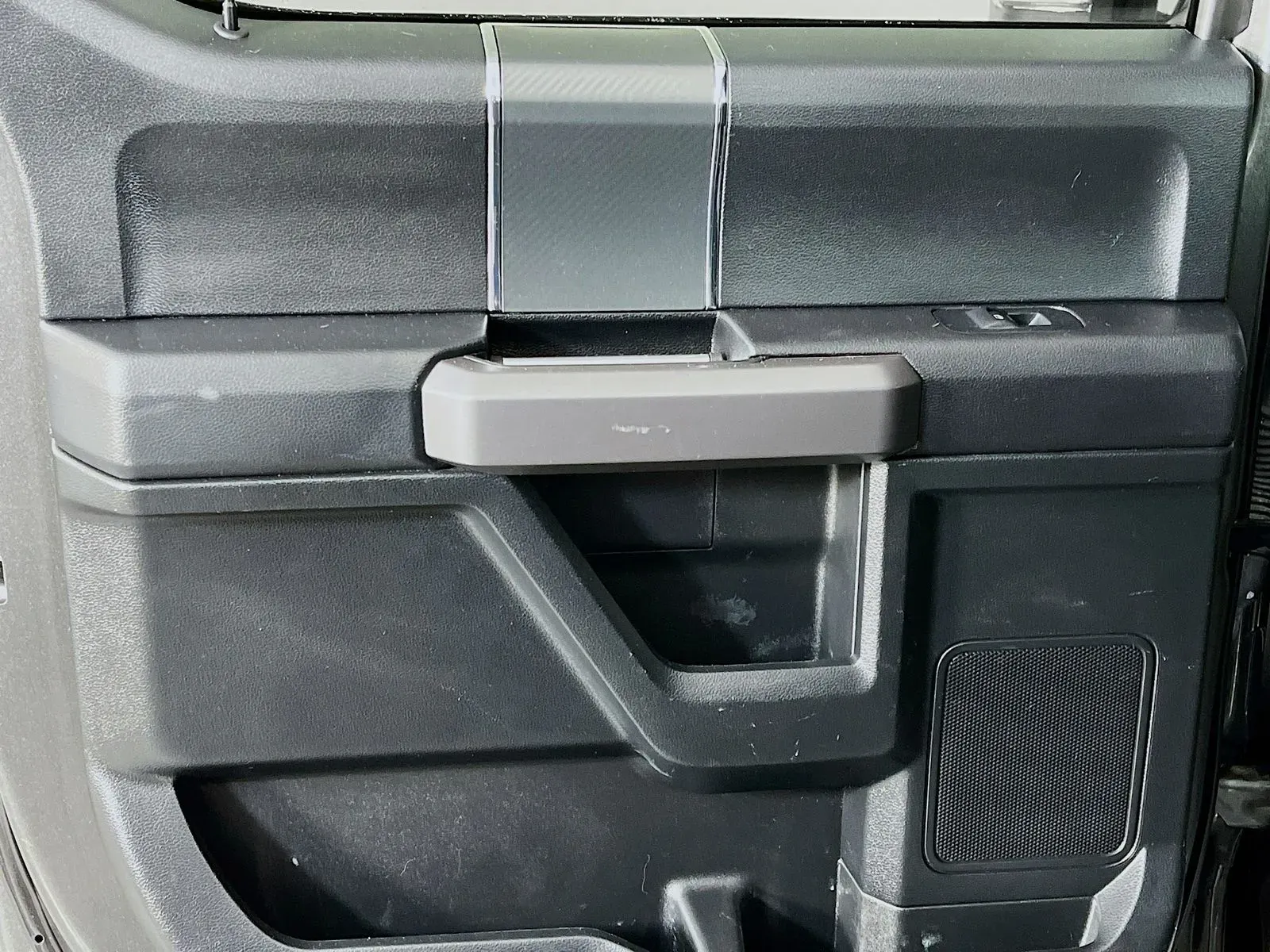 Ford F-150 photo 28