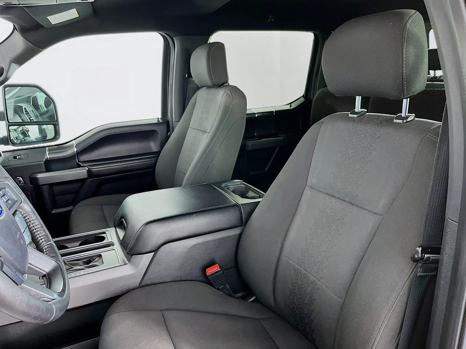 Ford F-150 photo 27
