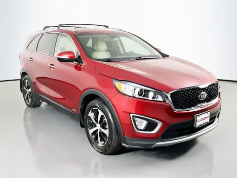 Another view of 2016 Kia Sorento EX for sale in Florissant, MO at Clement Pre-Owned