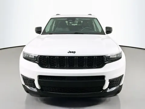 Photos of 2023 Jeep Grand Cherokee L Limited for sale in Florissant, MO at Clement Pre-Owned