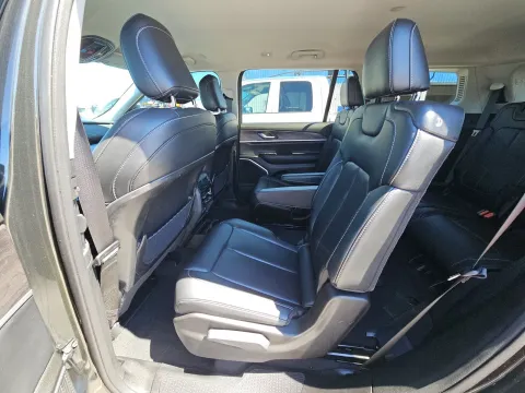 More photos of 2022 Jeep Grand Cherokee L Limited at Clement Pre-Owned, MO