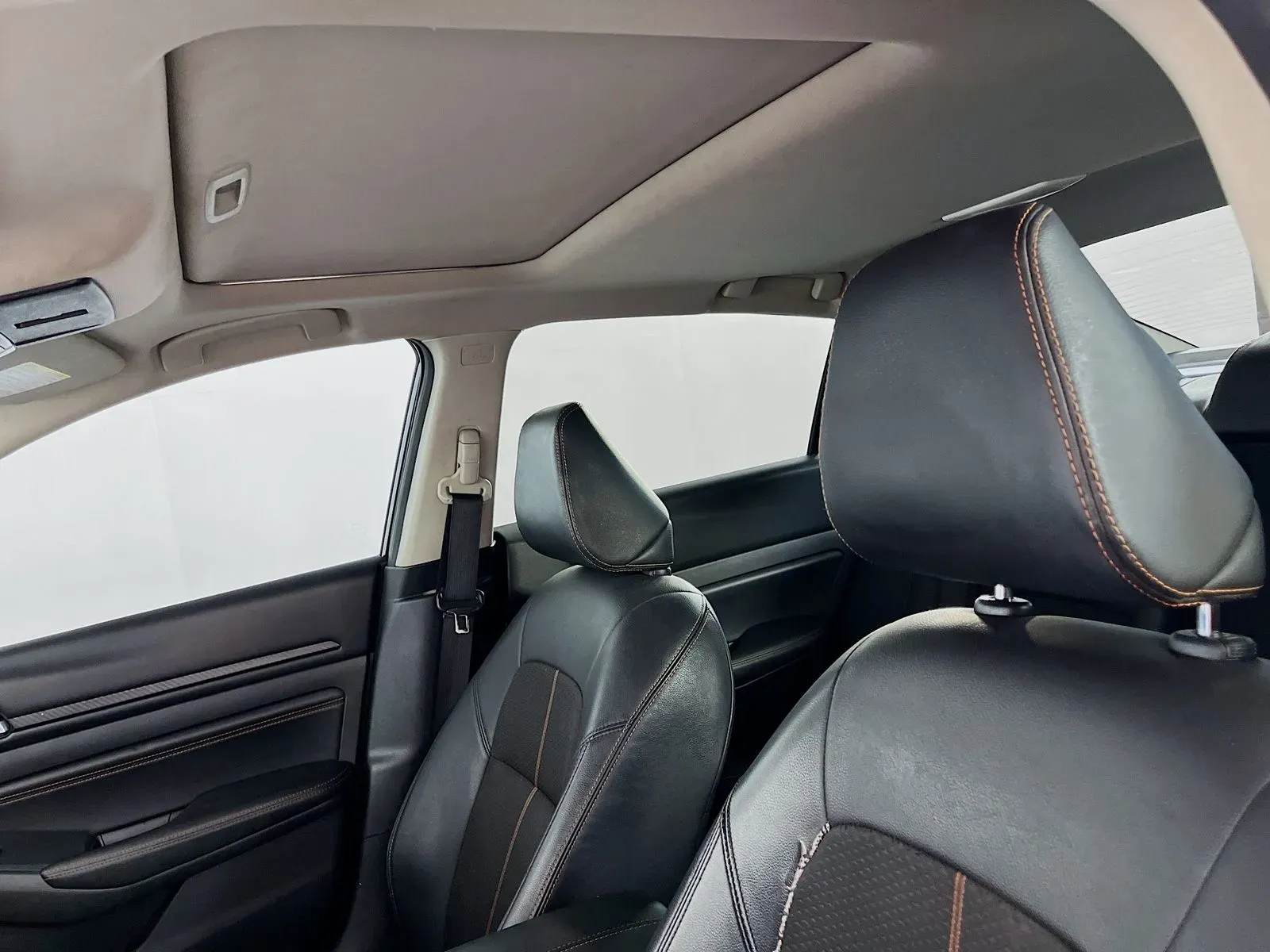 2021 Nissan Altima SR - Photo 23
