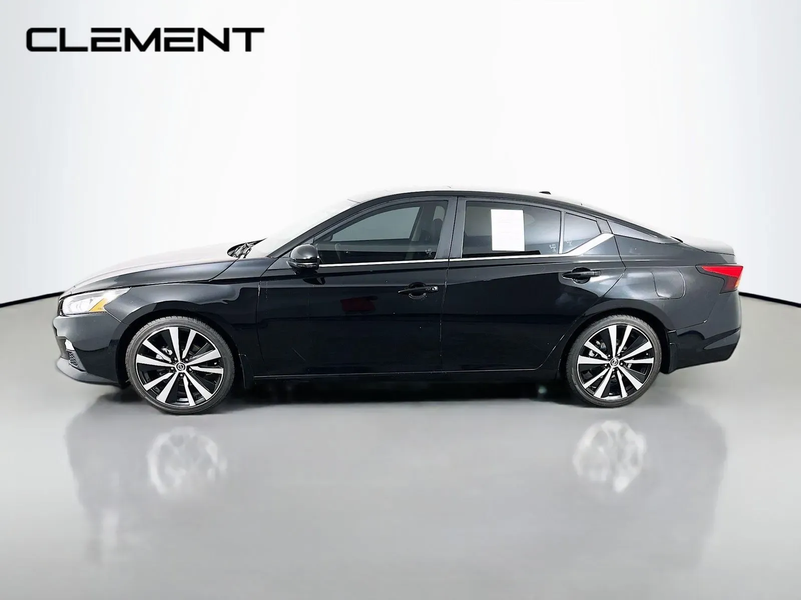 2021 Nissan Altima SR - Photo 5