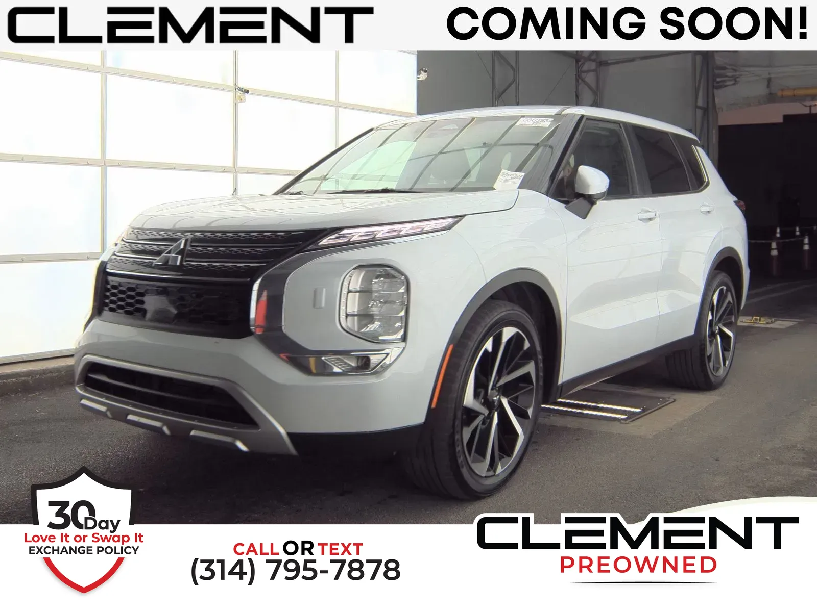 White 2023 Mitsubishi Outlander SE for sale in Florissant, MO