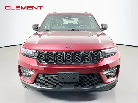 Another view of 2023 Jeep Grand Cherokee Altitude X for sale in Florissant, MO at Clement Pre-Owned