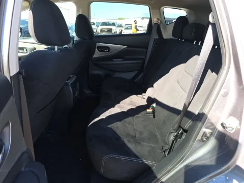 More photos of 2018 Nissan Murano S at Clement Pre-Owned, MO