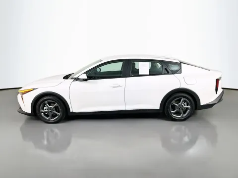 More photos of 2025 Kia K4 LXS at Clement Pre-Owned, MO