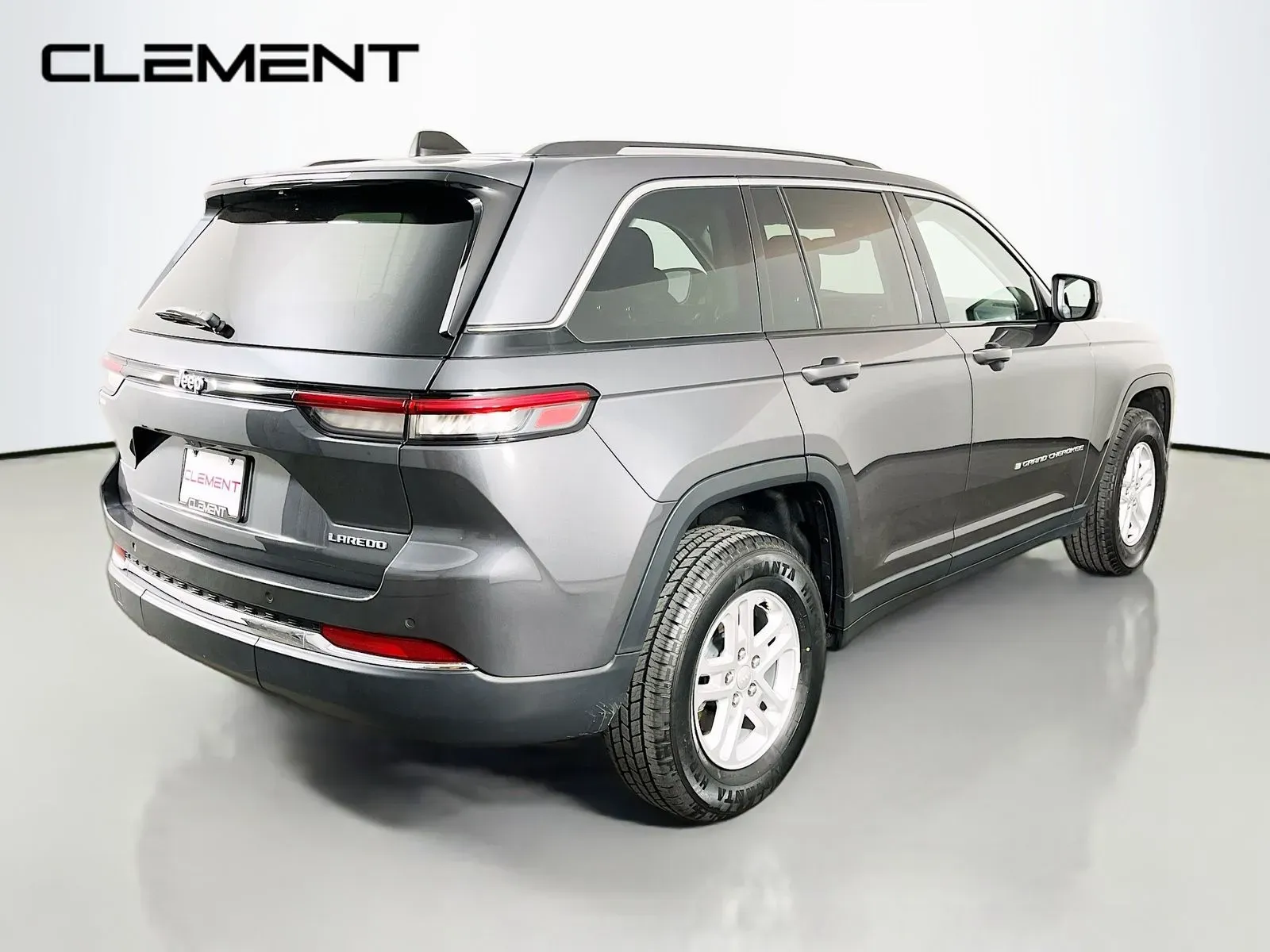Jeep Grand Cherokee photo 7