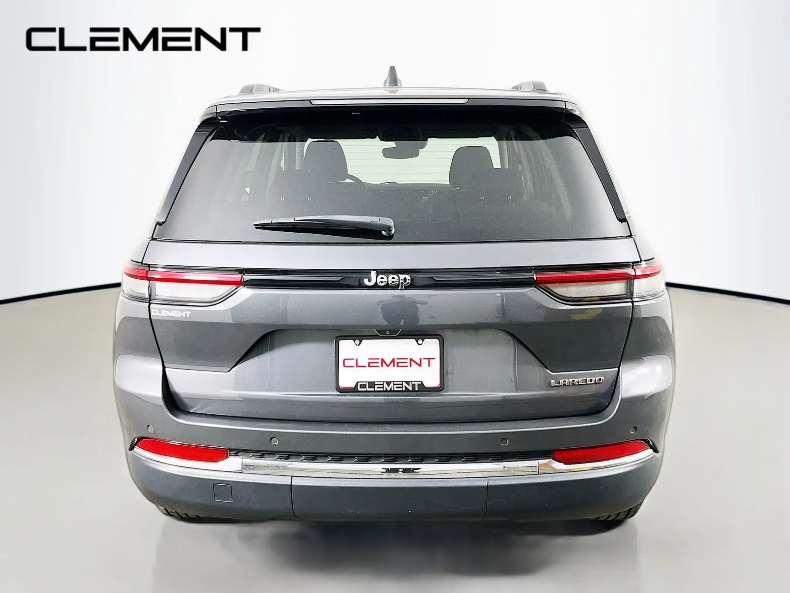 Jeep Grand Cherokee photo 8