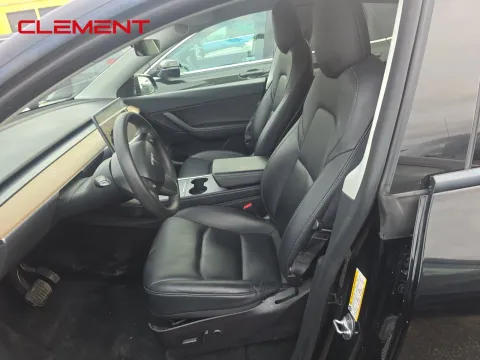 More photos of 2022 Tesla Model Y Long Range at Clement Pre-Owned, MO