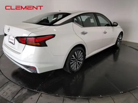 More photos of 2025 Nissan Altima 2.5 SV at Clement Pre-Owned, MO