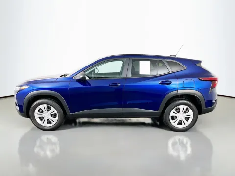 More photos of 2024 Chevrolet Trax LS at Clement Pre-Owned, MO