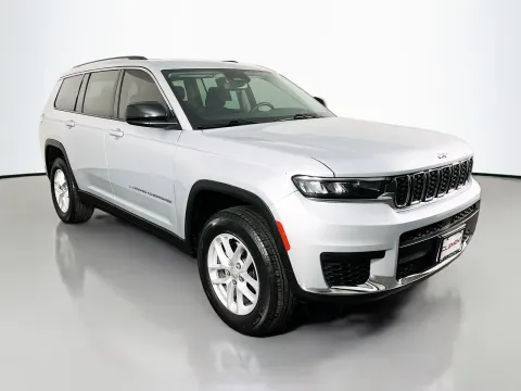 Another view of 2023 Jeep Grand Cherokee L Laredo for sale in Florissant, MO at Clement Pre-Owned