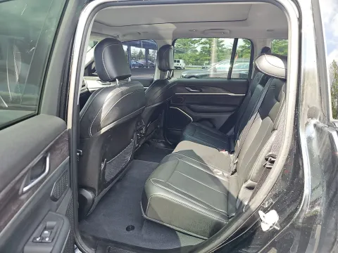 More photos of 2022 Jeep Grand Cherokee 4xe at Clement Pre-Owned, MO