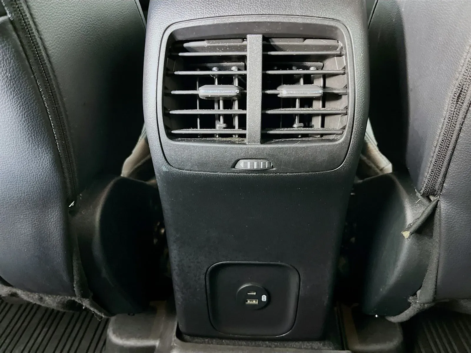 2022 Ford Escape Titanium - Photo 32