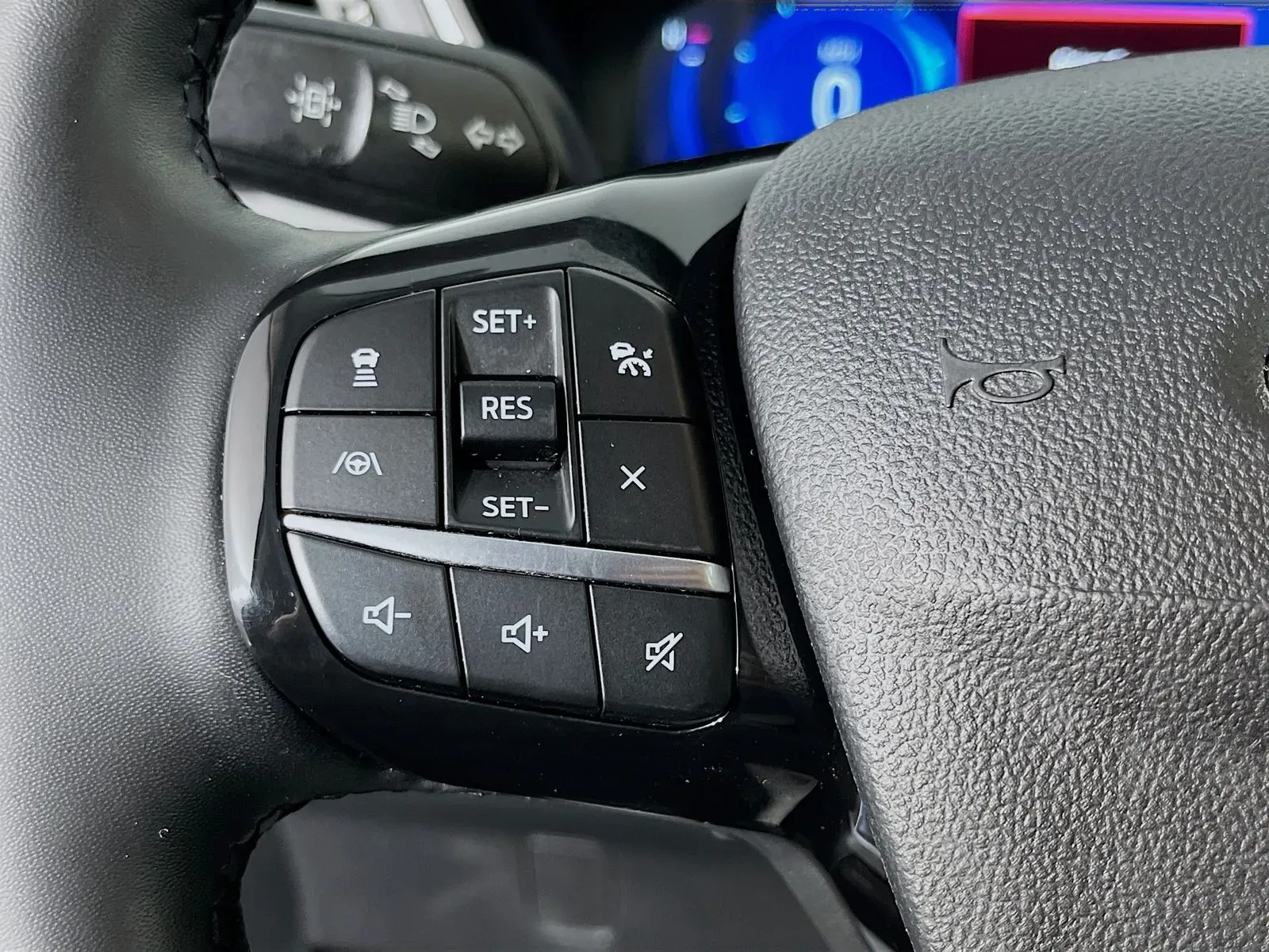 2022 Ford Escape Titanium - Photo 15