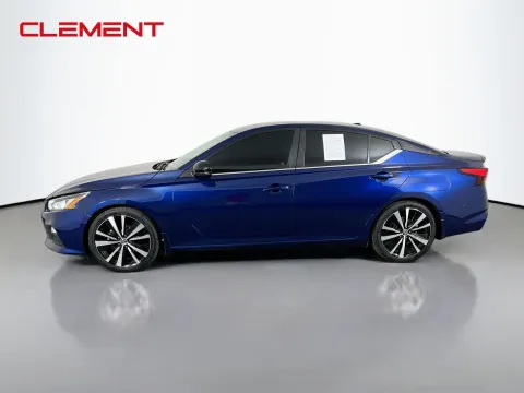 More photos of 2020 Nissan Altima 2.5 SR at Clement Pre-Owned, MO