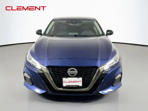 Another view of 2020 Nissan Altima 2.5 SR for sale in Florissant, MO at Clement Pre-Owned