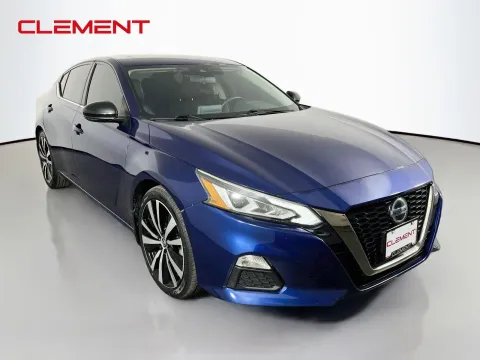More photos of 2020 Nissan Altima 2.5 SR at Clement Pre-Owned, MO