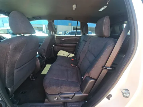 More photos of 2022 Honda Pilot Sport at Clement Pre-Owned, MO