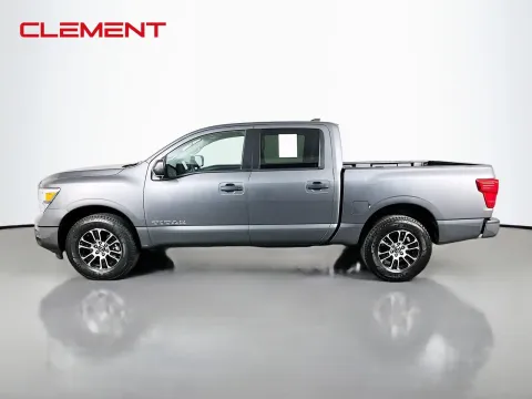 More photos of 2022 Nissan Titan SV at Clement Pre-Owned, MO