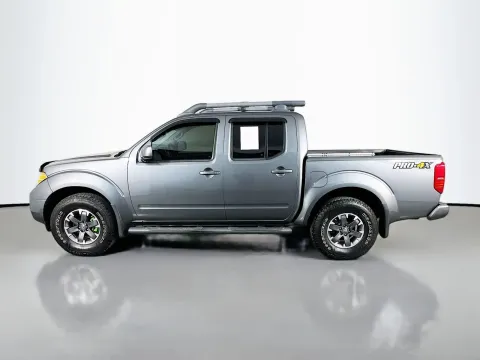 More photos of 2017 Nissan Frontier PRO-4X at Clement Pre-Owned, MO