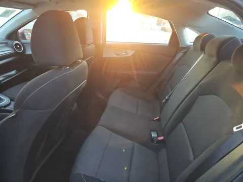 More photos of 2023 Kia Forte LXS at Clement Pre-Owned, MO