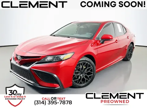Red 2021 Toyota Camry SE for sale in Florissant, MO