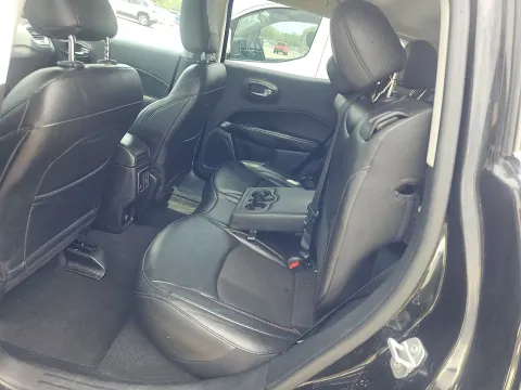 More photos of 2020 Jeep Compass Latitude at Clement Pre-Owned, MO