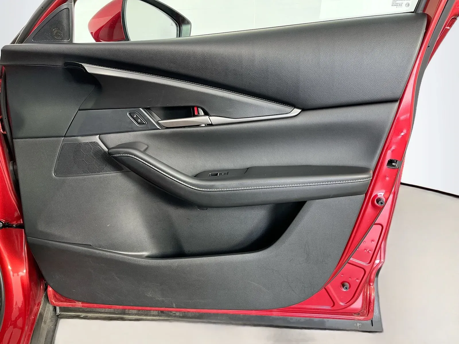 Mazda CX-30 photo 34
