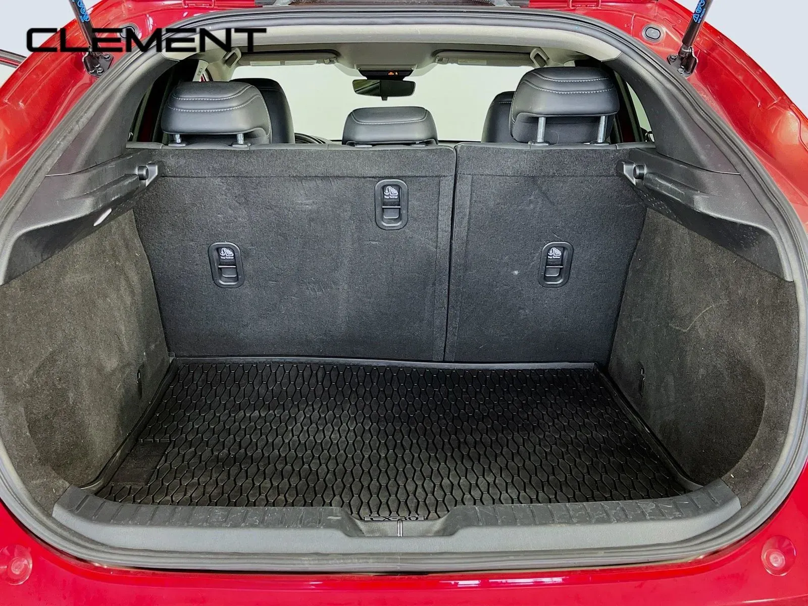 Mazda CX-30 photo 10