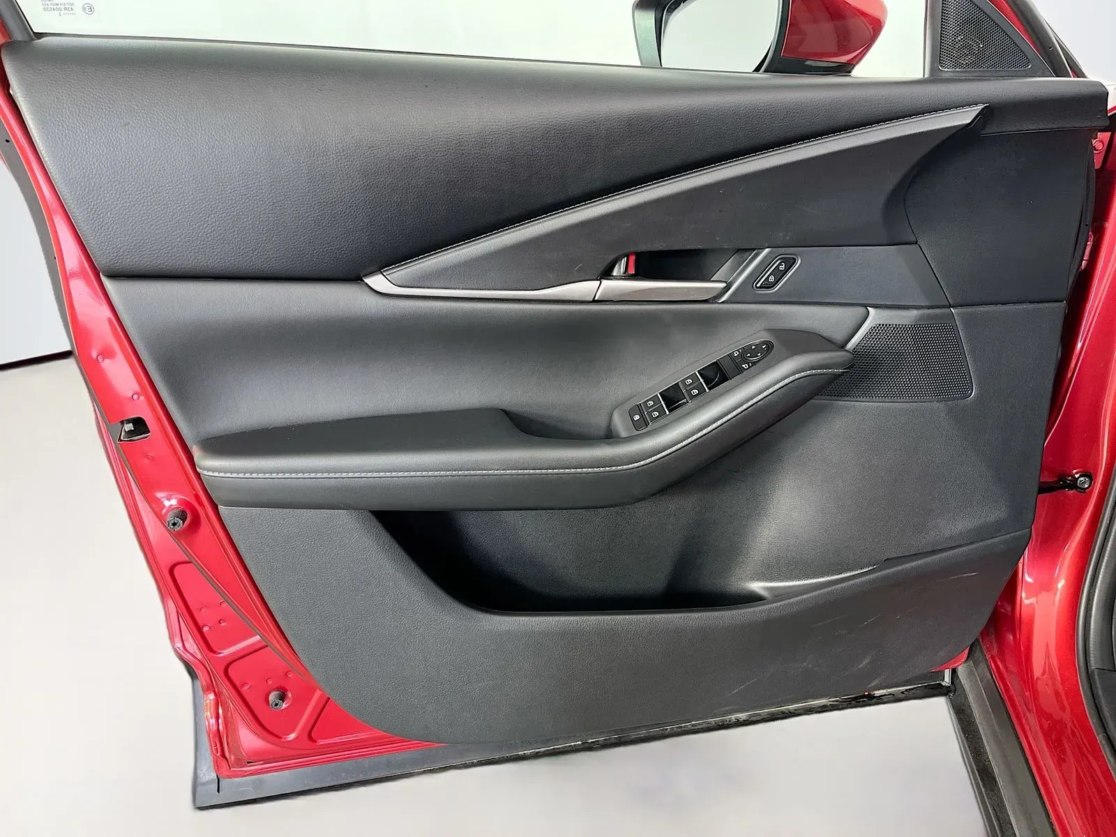 Mazda CX-30 photo 25