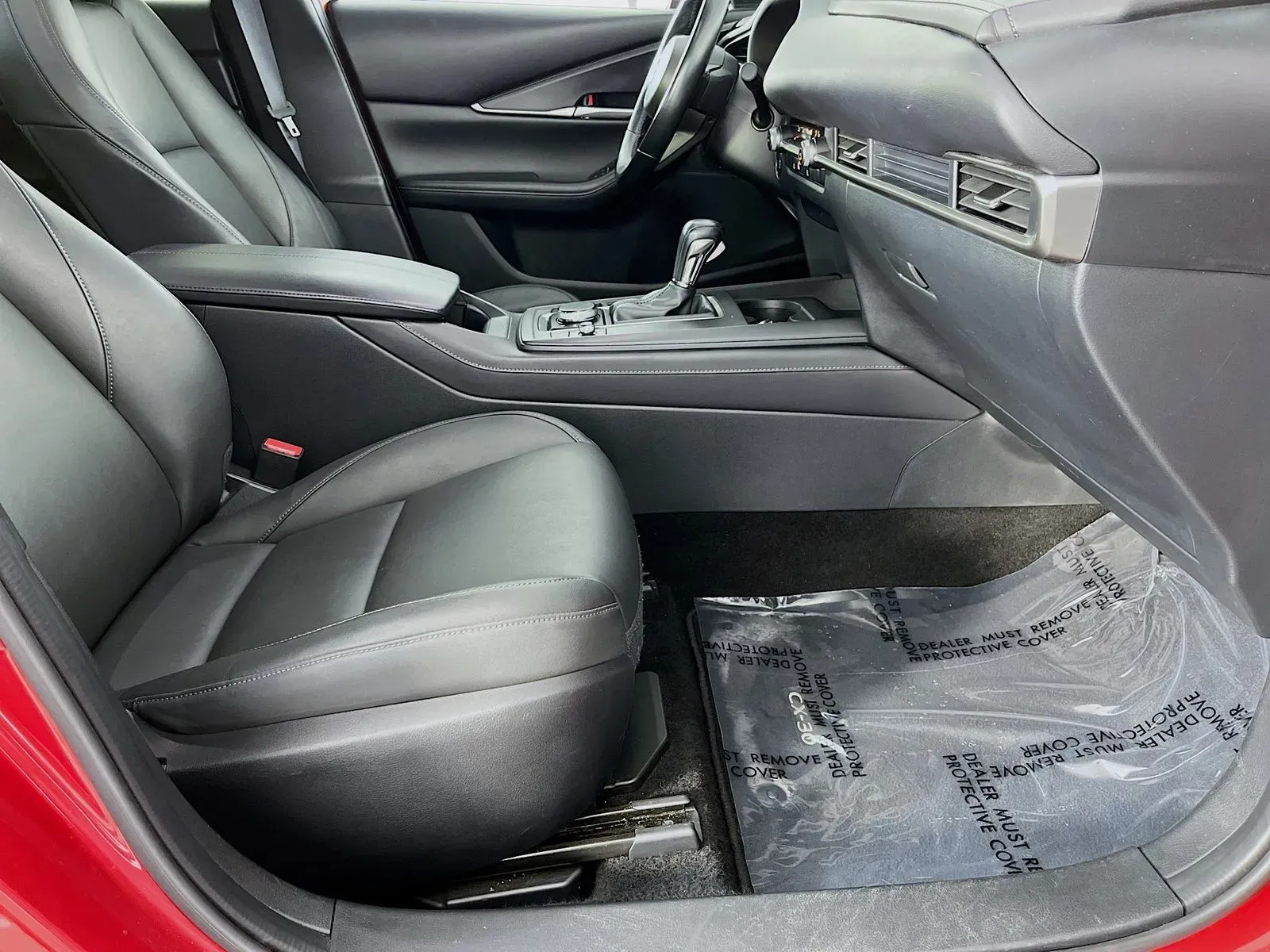 Mazda CX-30 photo 32