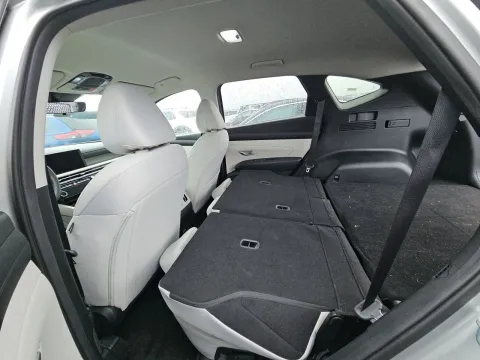 More photos of 2025 Hyundai Tucson SEL at Clement Pre-Owned, MO