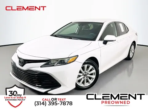 White 2020 Toyota Camry LE for sale in Florissant, MO