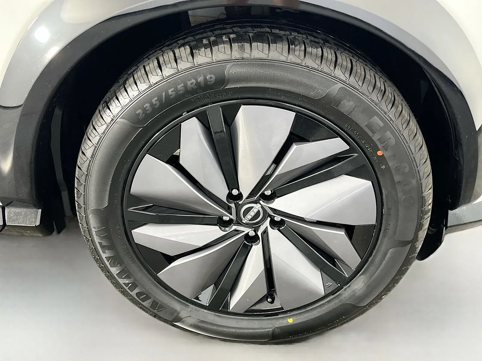 Nissan Ariya photo 37