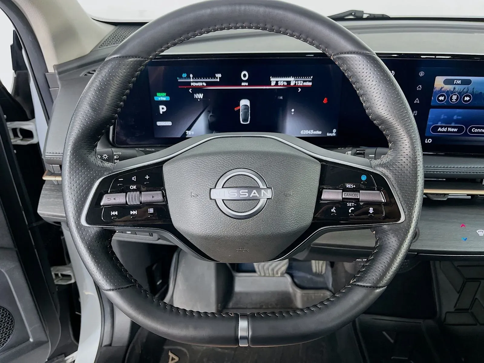 Nissan Ariya photo 14