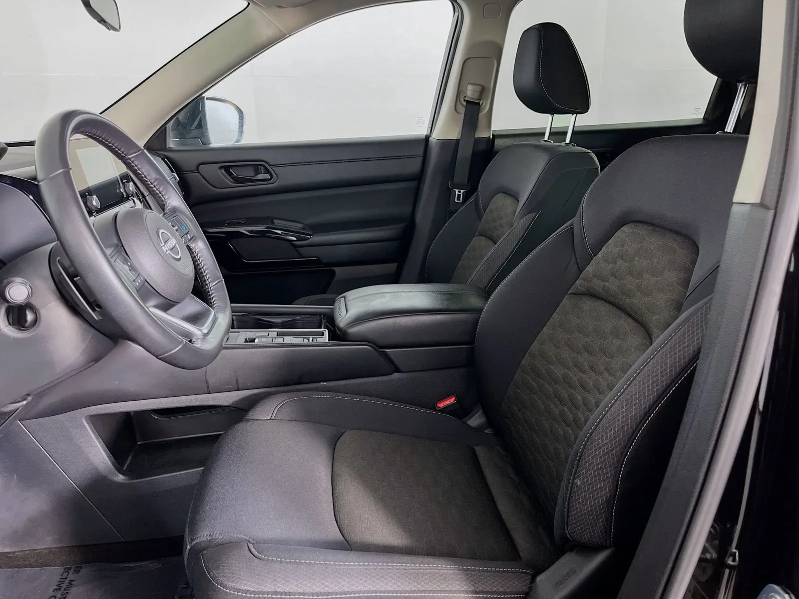 Nissan Pathfinder photo 29