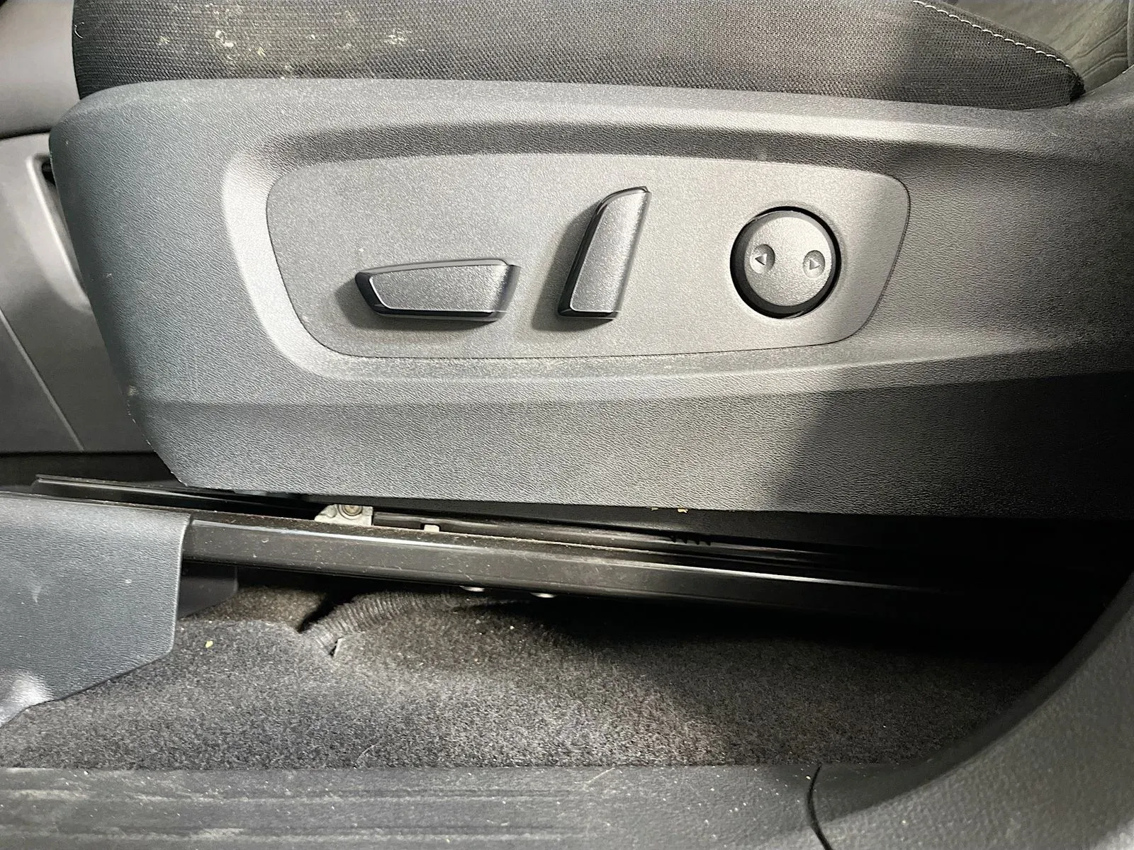 Nissan Pathfinder photo 28