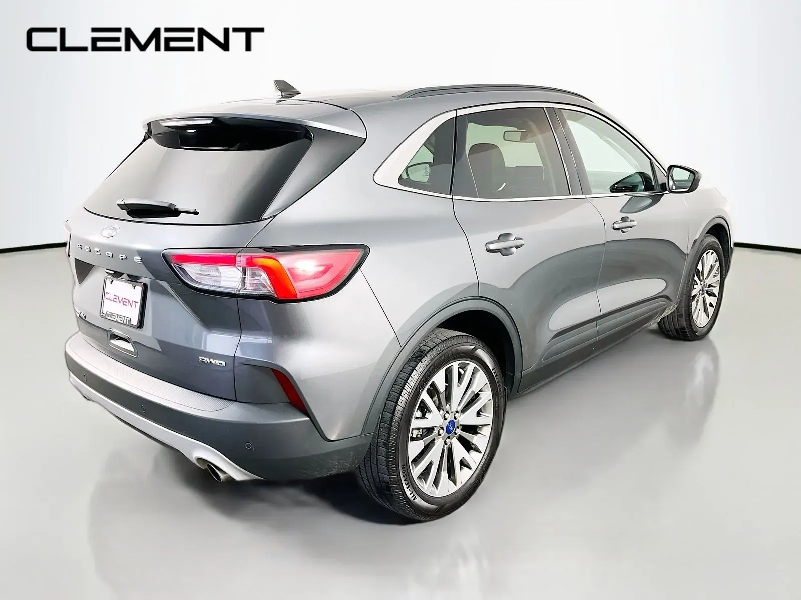 Ford Escape photo 7